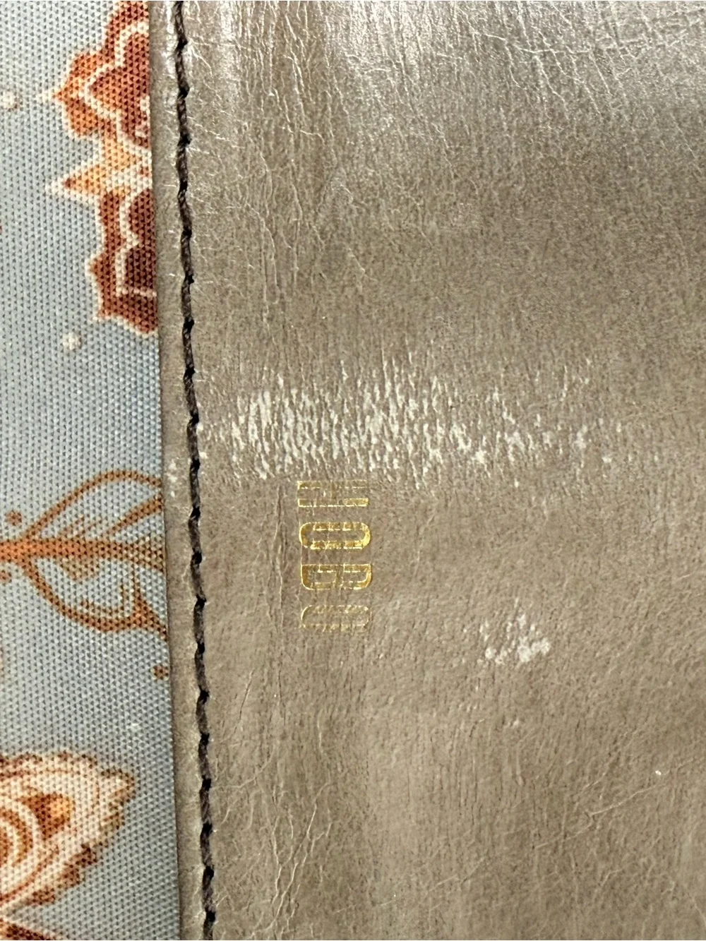 HOBO Classic taupe neutral Leather Wallet